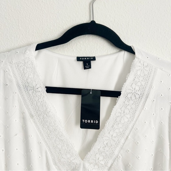 New Torrid Babydoll Eyelet Top - Picture 5 of 10